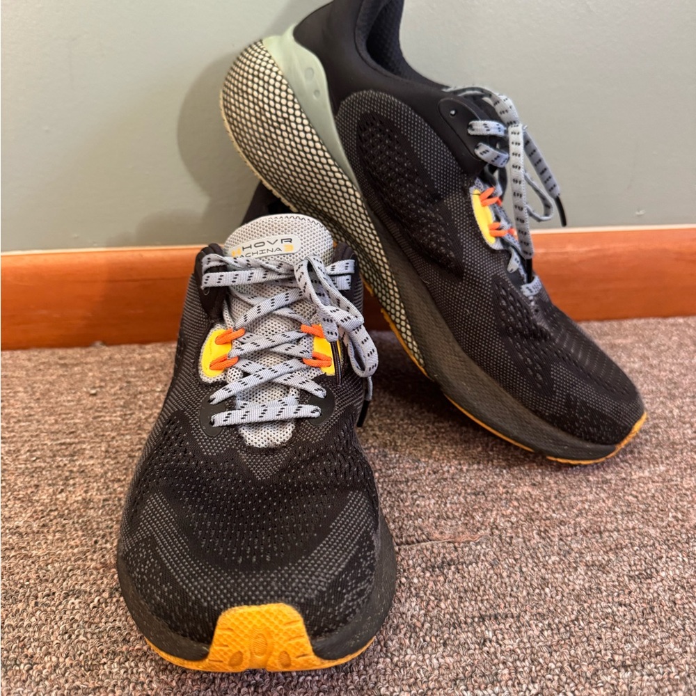 Under Armour hovr machina 3 men’s running shoes